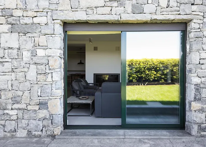 House: Luxury With Private Pool And Garden *